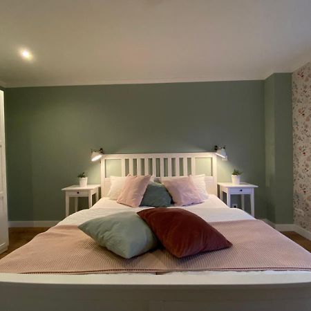 Апартаменты Bed N Riesling Forst an der Weinstrasse Экстерьер фото